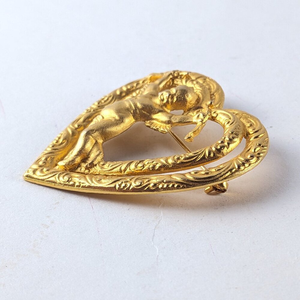 Vintage Gold-tone Cupid Heart Brooch - Picture 3 of 5
